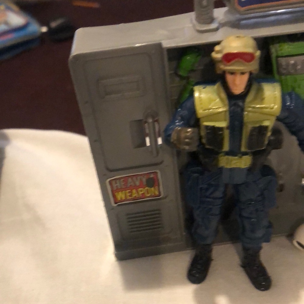 Soilder action figure